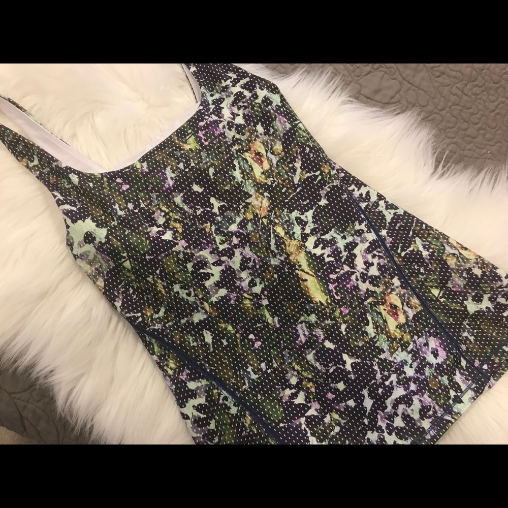 Lululemon Tank